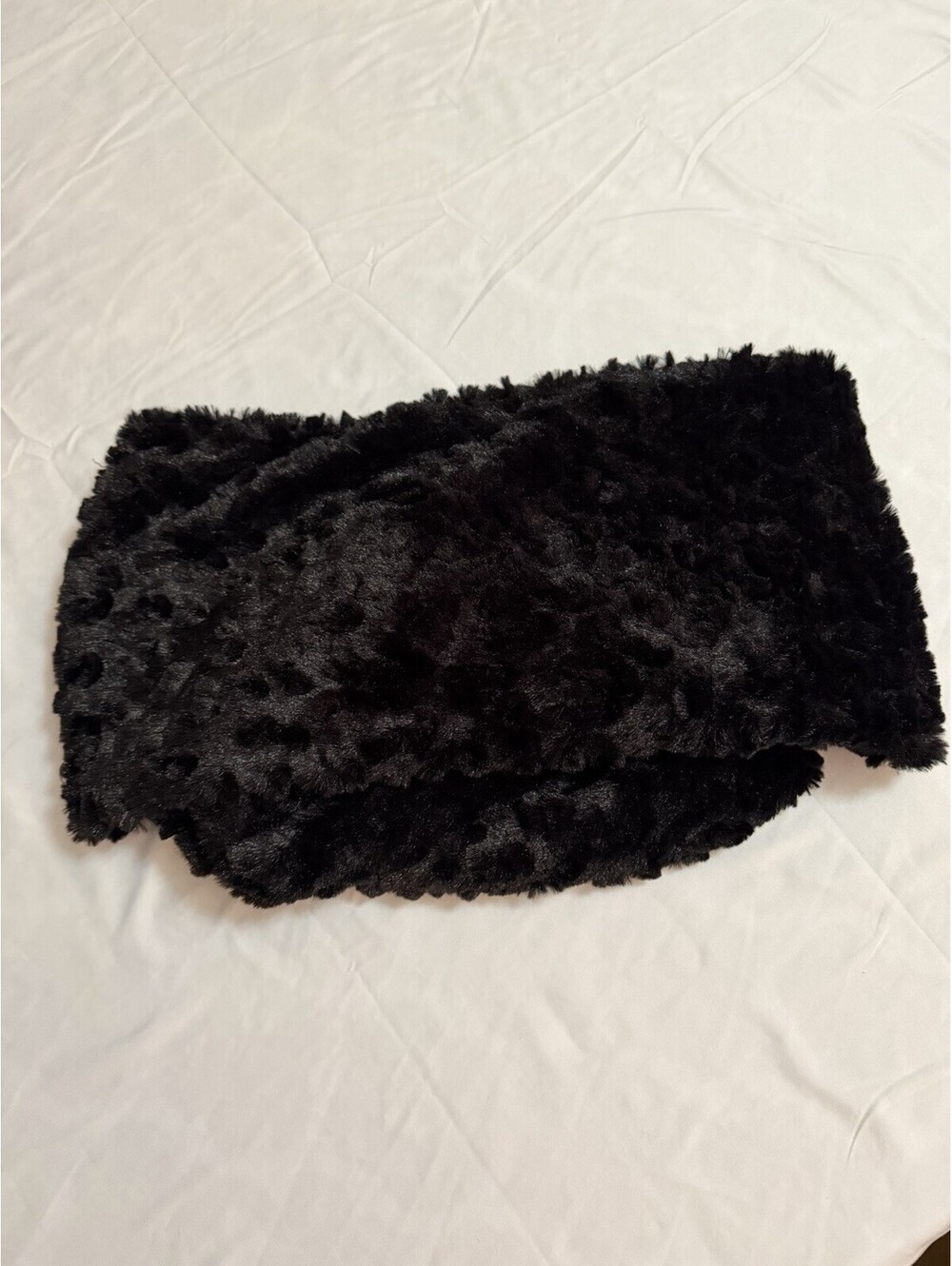 Woman's Black Winter Infinity Scarf Soft Faux Fur